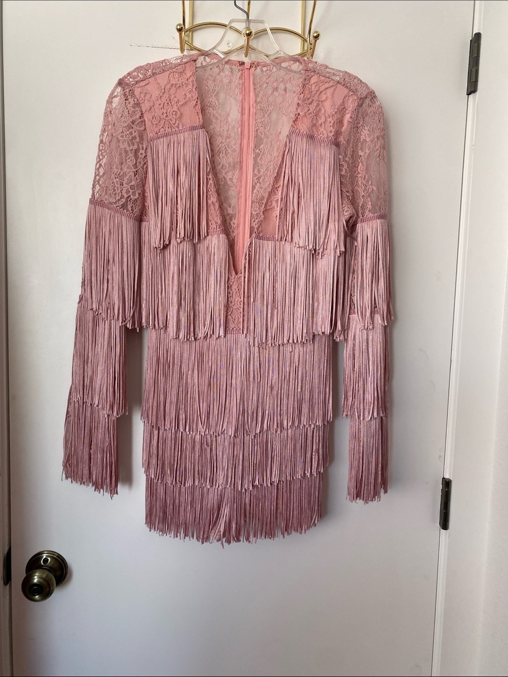 💖 Pink Fringe Lace Romper!